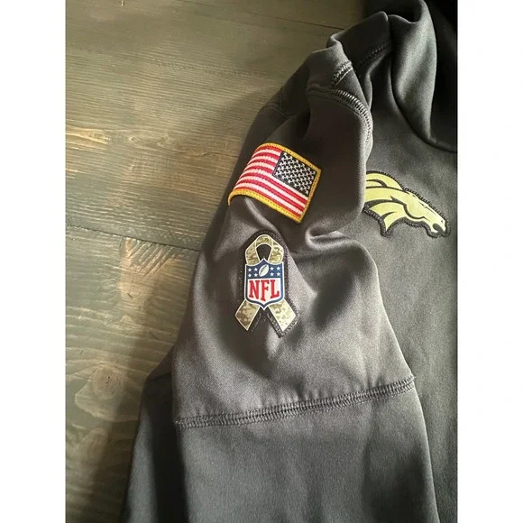 Nike NFL Salute to Service Denver Broncos Camo Hoodie - Boys Youth Large (14/16) - Picture 3 of 10